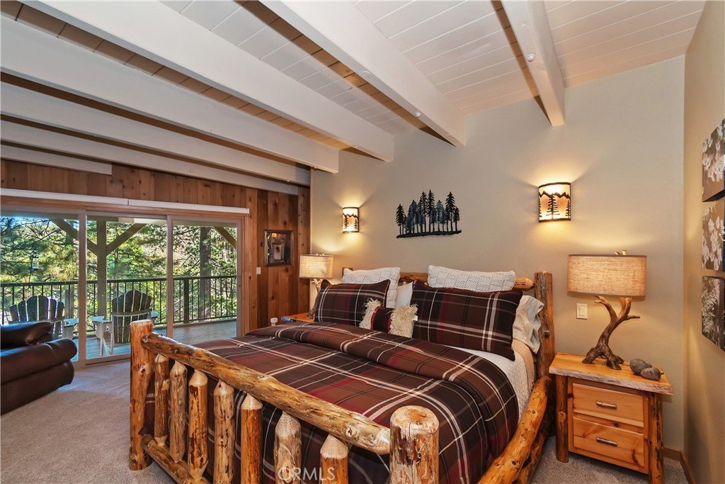 Lake Arrowhead, California, 92352, United States, 4 Bedrooms Bedrooms, ,4 BathroomsBathrooms,Residential,Forsale,2004864