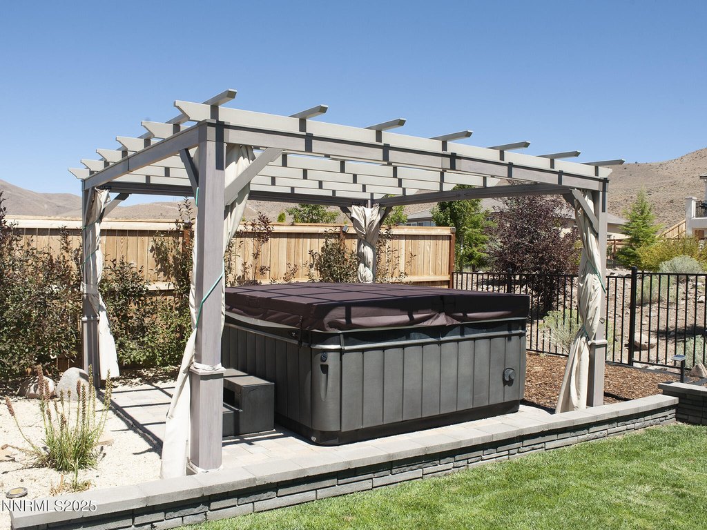 Reno, Nevada, 89521, United States, 3 Bedrooms Bedrooms, ,2.5 BathroomsBathrooms,Residential,Forsale,2012840