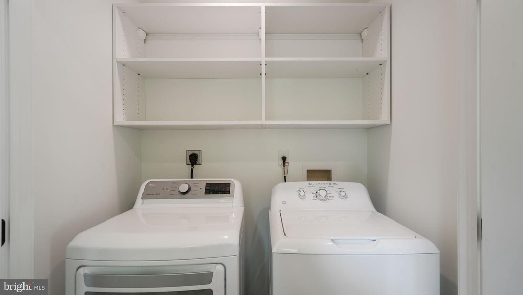 DOYLESTOWN, Pennsylvania, 18901, United States, 2 Bedrooms Bedrooms, ,2.5 BathroomsBathrooms,Residential,Forsale,1952873