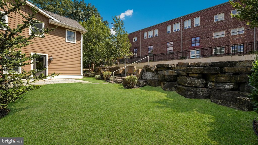 DOYLESTOWN, Pennsylvania, 18901, United States, 2 Bedrooms Bedrooms, ,2.5 BathroomsBathrooms,Residential,Forsale,1952873