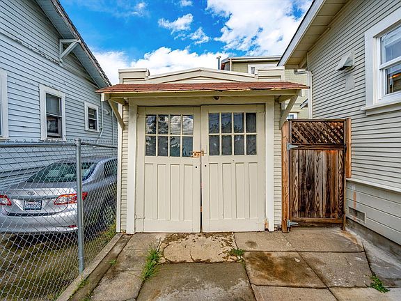 Oakland, California, 94619, United States, 2 Bedrooms Bedrooms, ,1 BathroomBathrooms,Residential,Forsale,2004749