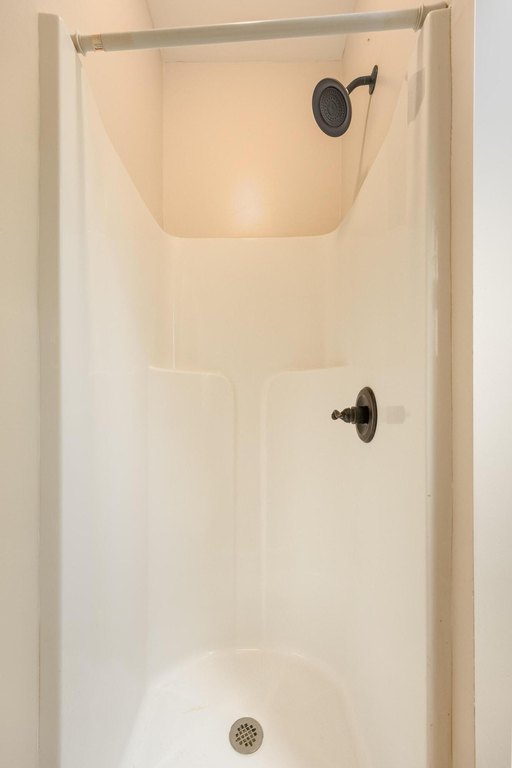 Trenton, Georgia, 30752, United States, 5 Bedrooms Bedrooms, ,4.5 BathroomsBathrooms,Residential,Forsale,2004699