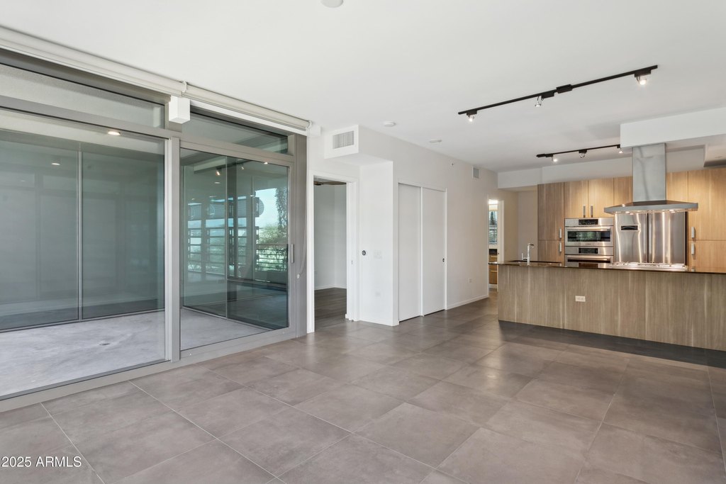 Scottsdale, Arizona, 85254, United States, 1 Bedroom Bedrooms, ,1 BathroomBathrooms,Residential,Forsale,2004932