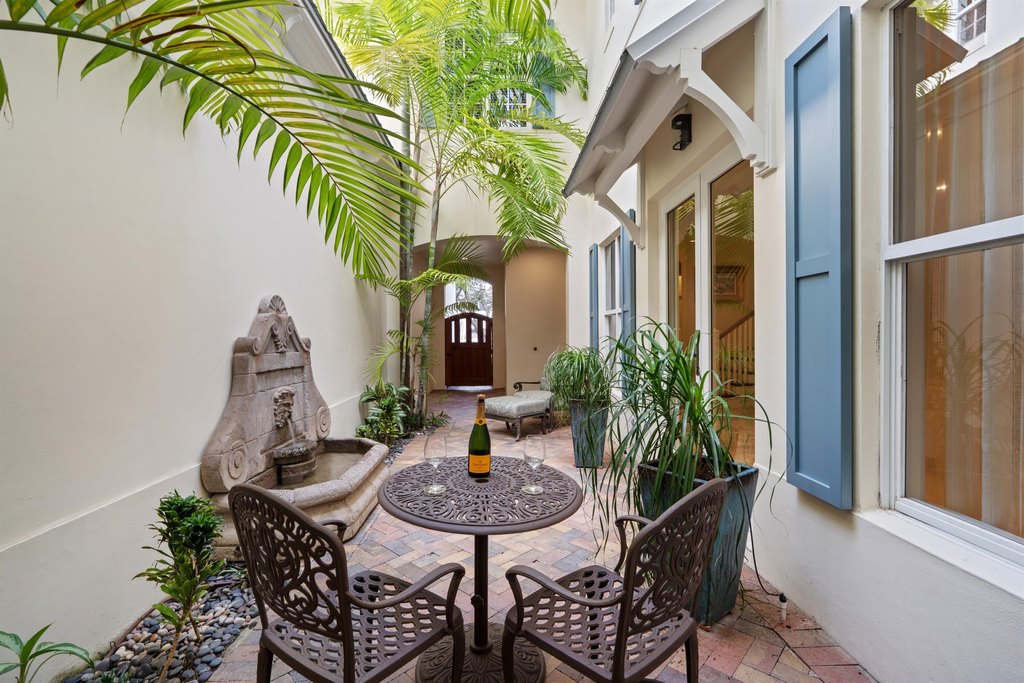 Delray Beach, Florida, 33483, United States, 3 Bedrooms Bedrooms, ,2.5 BathroomsBathrooms,Residential,Forsale,2010634