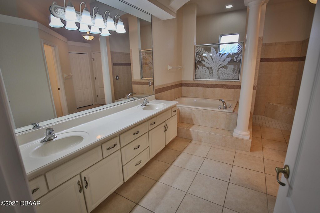 New Smyrna Beach, Florida, 32168, United States, 3 Bedrooms Bedrooms, ,2 BathroomsBathrooms,Residential,Forsale,2007401