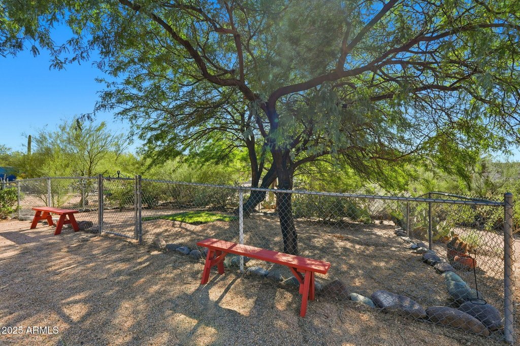 Cave Creek, Arizona, 85331, United States, 4 Bedrooms Bedrooms, ,2 BathroomsBathrooms,Residential,Forsale,2004938