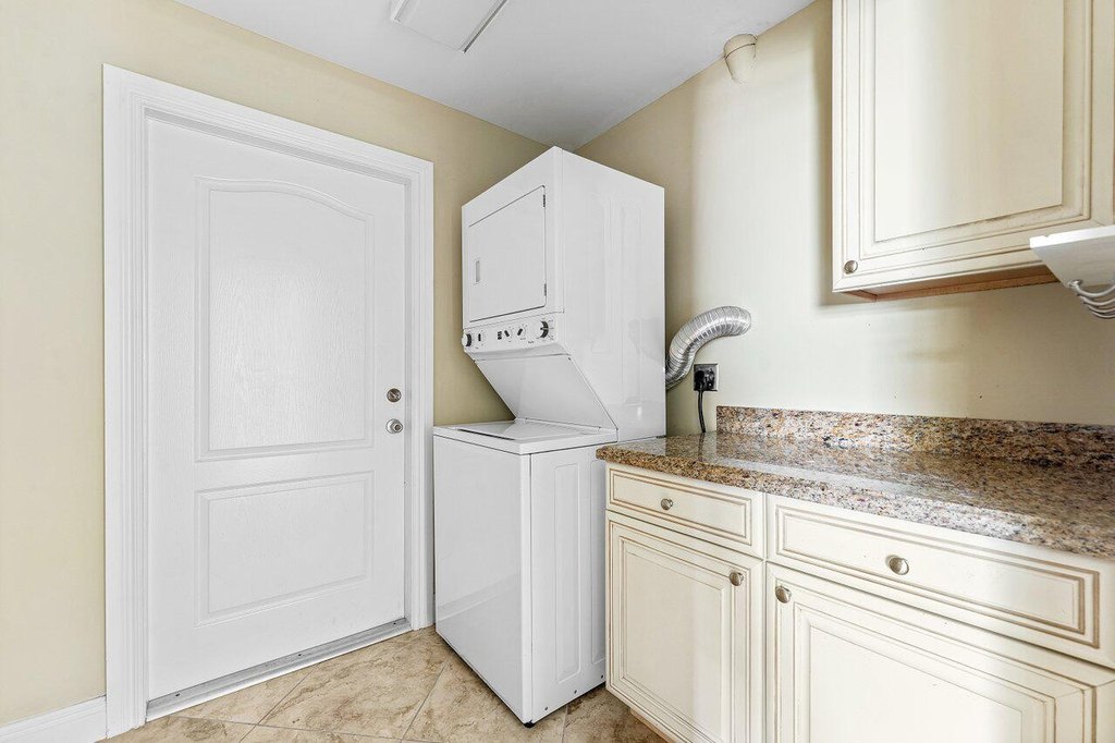 Delray Beach, Florida, 33445, United States, 3 Bedrooms Bedrooms, ,2.5 BathroomsBathrooms,Residential,Forsale,2010640