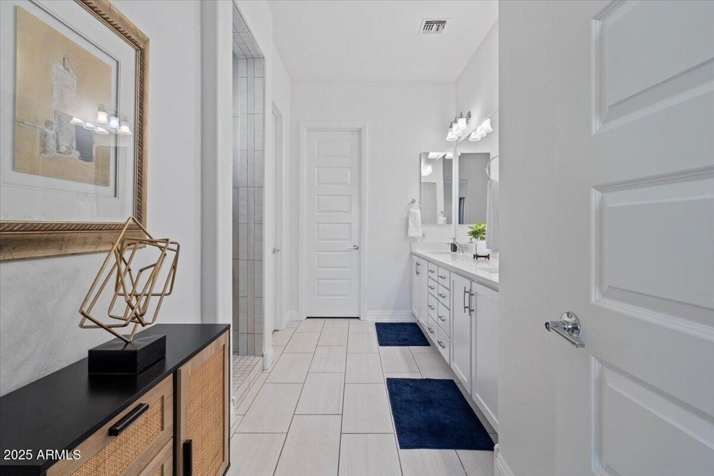 Mesa, Arizona, 85207, United States, 4 Bedrooms Bedrooms, ,2.5 BathroomsBathrooms,Residential,Forsale,2014988