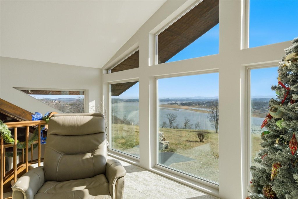 White Pine, Tennessee, 37890, United States, 3 Bedrooms Bedrooms, ,3.5 BathroomsBathrooms,Residential,Forsale,2012711