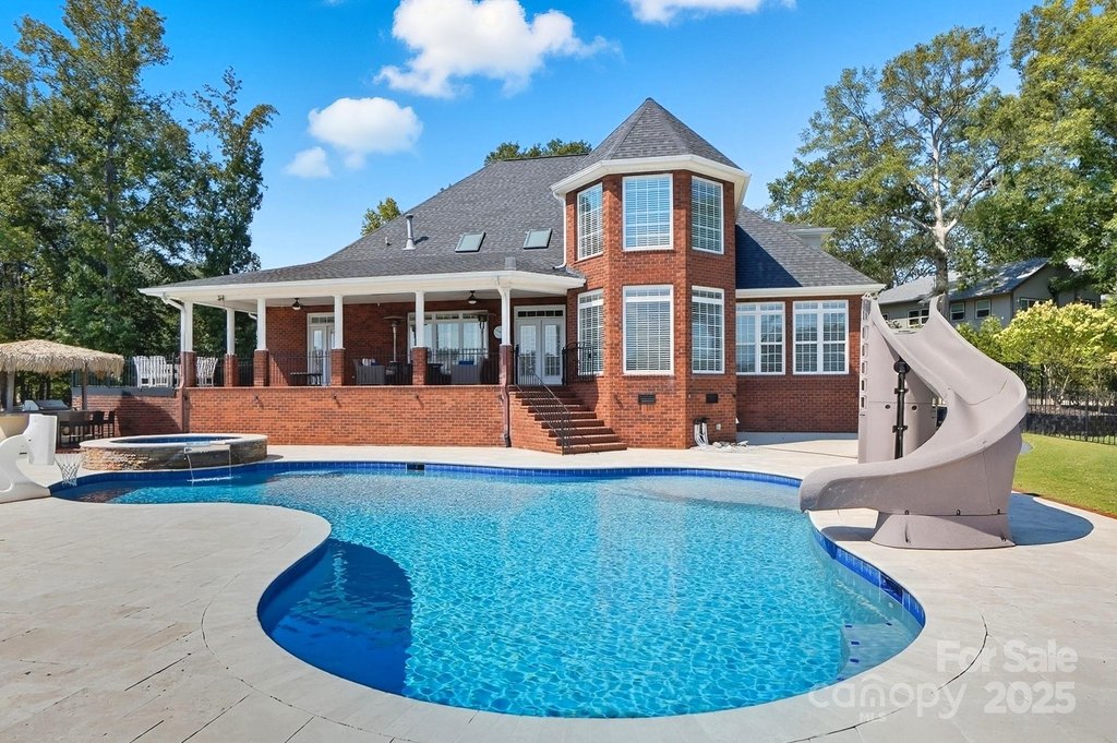 Belmont, North Carolina, 28012, United States, 3 Bedrooms Bedrooms, ,3.5 BathroomsBathrooms,Residential,Forsale,1985974