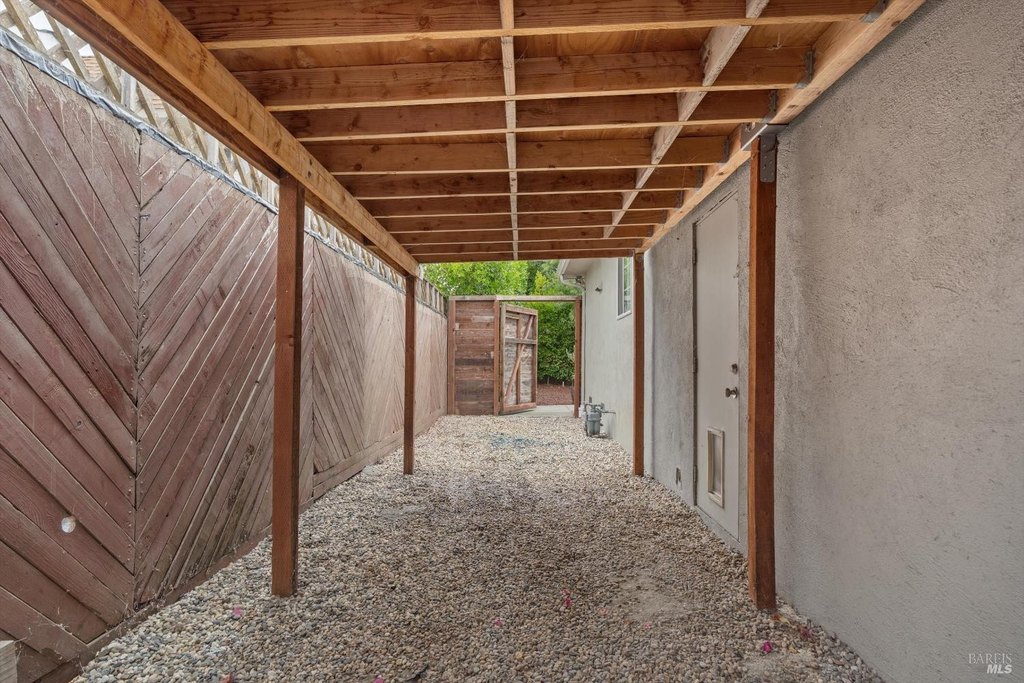 Santa Rosa, California, 95407, United States, 2 Bedrooms Bedrooms, ,1 BathroomBathrooms,Residential,Forsale,1985915