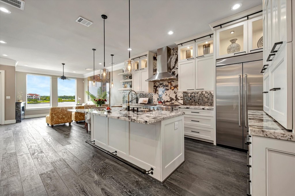 Seabrook, Texas, 77586, United States, 5 Bedrooms Bedrooms, ,4 BathroomsBathrooms,Residential,Forsale,1954136