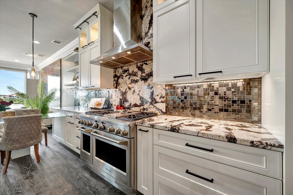 Seabrook, Texas, 77586, United States, 5 Bedrooms Bedrooms, ,4 BathroomsBathrooms,Residential,Forsale,1954136