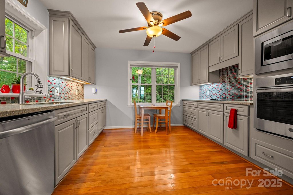 Rutherfordton, North Carolina, 28139, United States, 3 Bedrooms Bedrooms, ,2.5 BathroomsBathrooms,Residential,Forsale,1985989