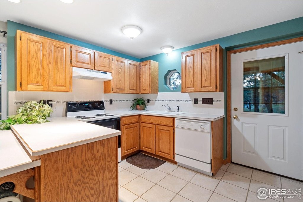 Loveland, Colorado, 80537, United States, 3 Bedrooms Bedrooms, ,2.5 BathroomsBathrooms,Residential,Forsale,1967204