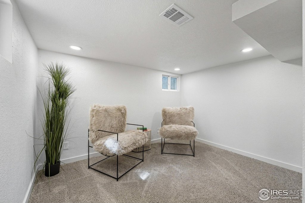 Fort Collins, Colorado, 80521, United States, 3 Bedrooms Bedrooms, ,2 BathroomsBathrooms,Residential,Forsale,1967210