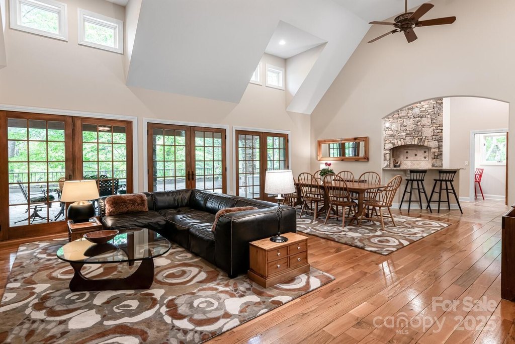 Arden, North Carolina, 28704, United States, 3 Bedrooms Bedrooms, ,2.5 BathroomsBathrooms,Residential,Forsale,1985991