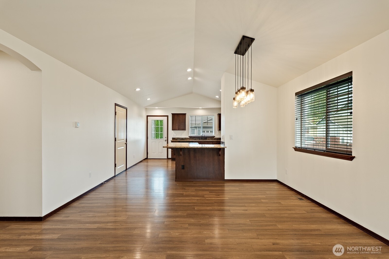 Sedro Woolley, Washington, 98284, United States, 3 Bedrooms Bedrooms, ,2 BathroomsBathrooms,Residential,Forsale,1965873