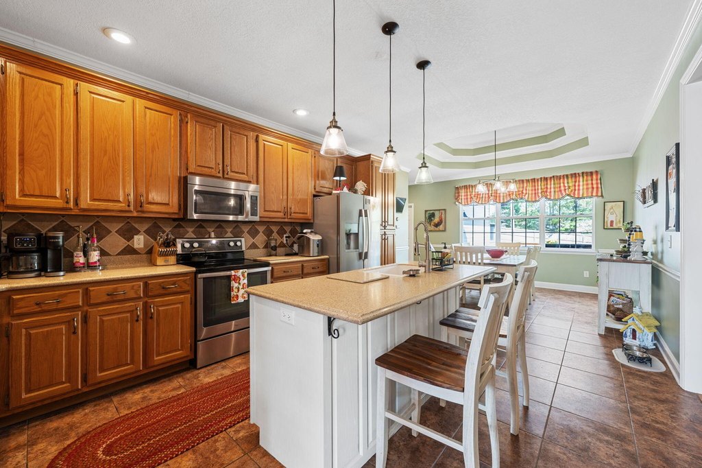 Soddy Daisy, Tennessee, 37379, United States, 4 Bedrooms Bedrooms, ,2.5 BathroomsBathrooms,Residential,Forsale,2004170