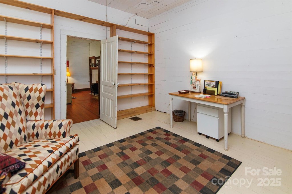 Vale, North Carolina, 28168, United States, 4 Bedrooms Bedrooms, ,1 BathroomBathrooms,Residential,Forsale,1985976