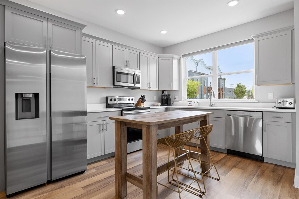 Chattanooga, Tennessee, 37408, United States, 3 Bedrooms Bedrooms, ,2.5 BathroomsBathrooms,Residential,Forsale,1995341