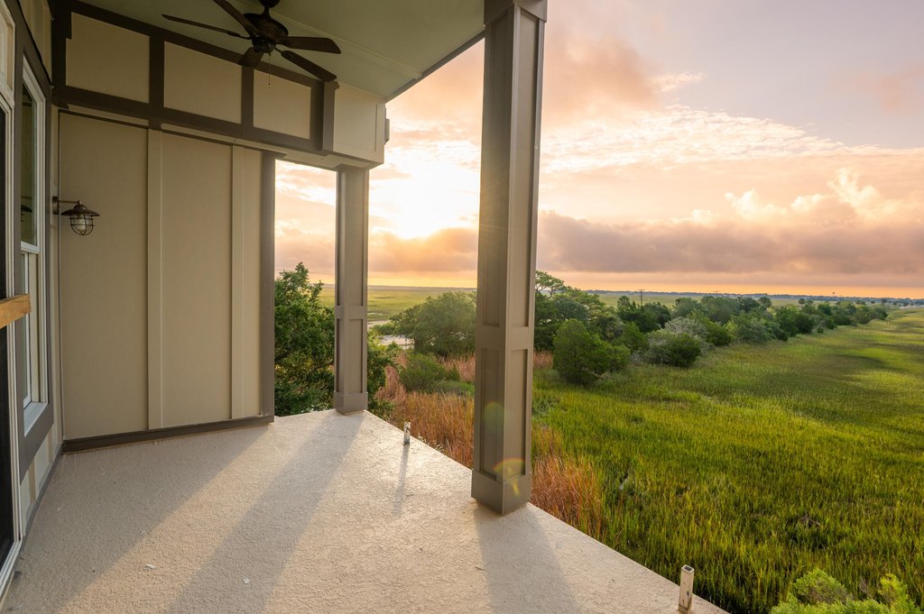 Mount Pleasant, South Carolina, 29464, United States, 4 Bedrooms Bedrooms, ,4 BathroomsBathrooms,Residential,Forsale,1985964