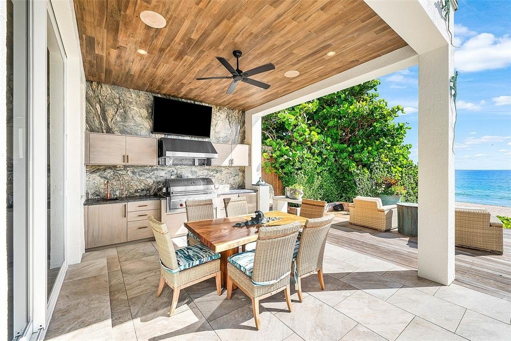 Highland Beach, Florida, 33487, United States, 4 Bedrooms Bedrooms, ,4.5 BathroomsBathrooms,Residential,Forsale,1968238