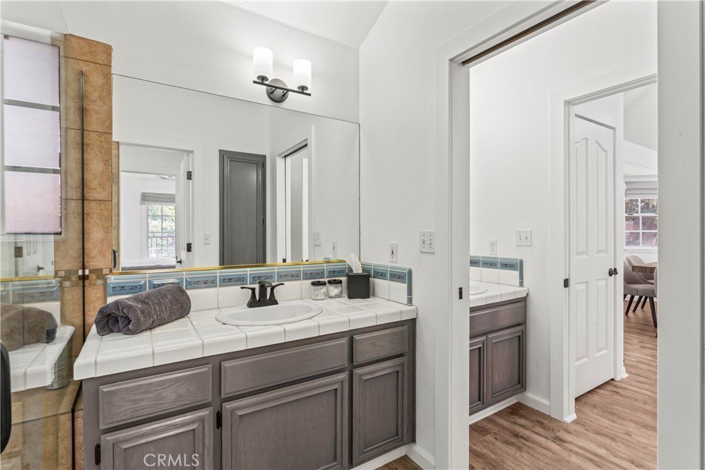 Lake Arrowhead, California, 92352, United States, 3 Bedrooms Bedrooms, ,2.5 BathroomsBathrooms,Residential,Forsale,1971045