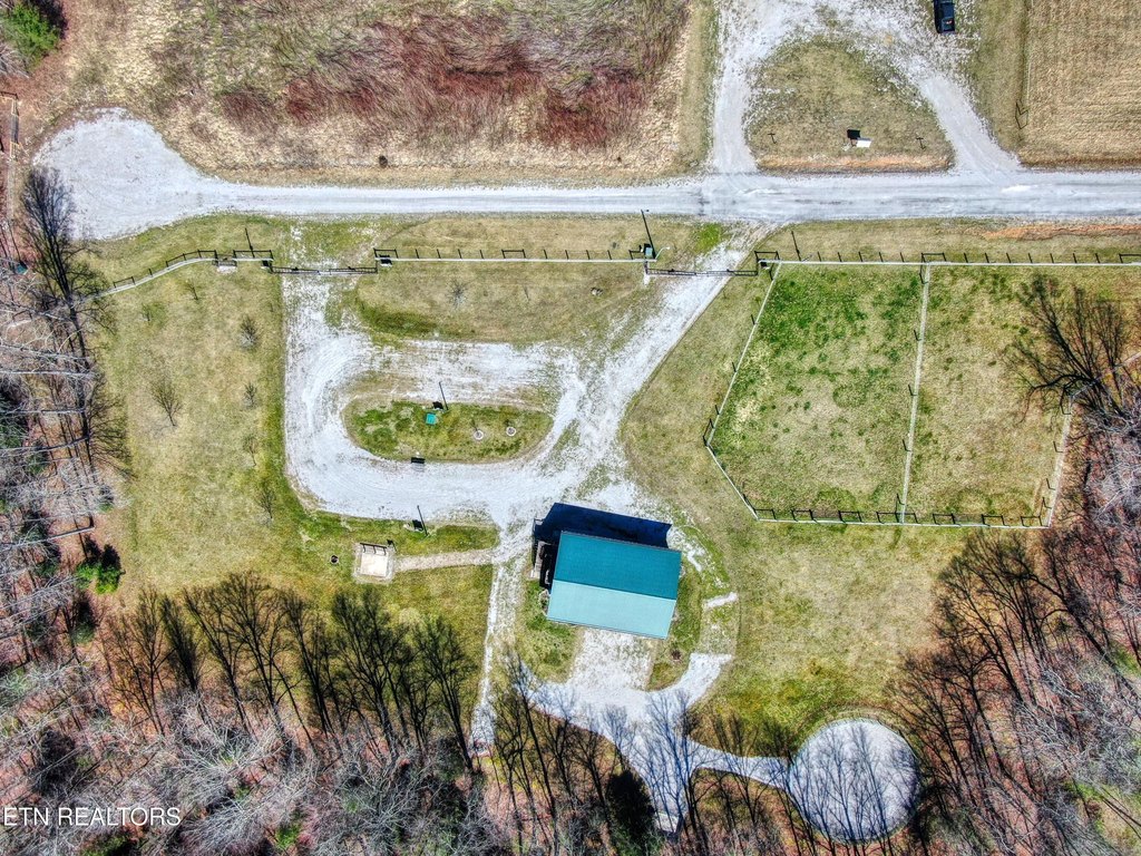 Allardt, Tennessee, 38504, United States, 1 Bedroom Bedrooms, ,1 BathroomBathrooms,Residential,Forsale,1995011