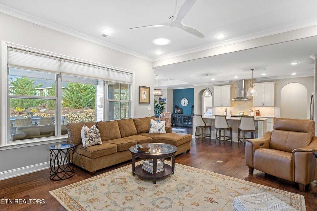 Loudon, Tennessee, 37774, United States, 3 Bedrooms Bedrooms, ,2.5 BathroomsBathrooms,Residential,Forsale,2012690