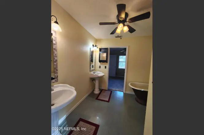 Hollister, Florida, 32147, United States, 3 Bedrooms Bedrooms, ,2 BathroomsBathrooms,Residential,Forsale,1960046 Hollister, Florida, 32147, United States, 3 Bedrooms Bedrooms, ,2 BathroomsBathrooms,Residential,Forsale,1960046