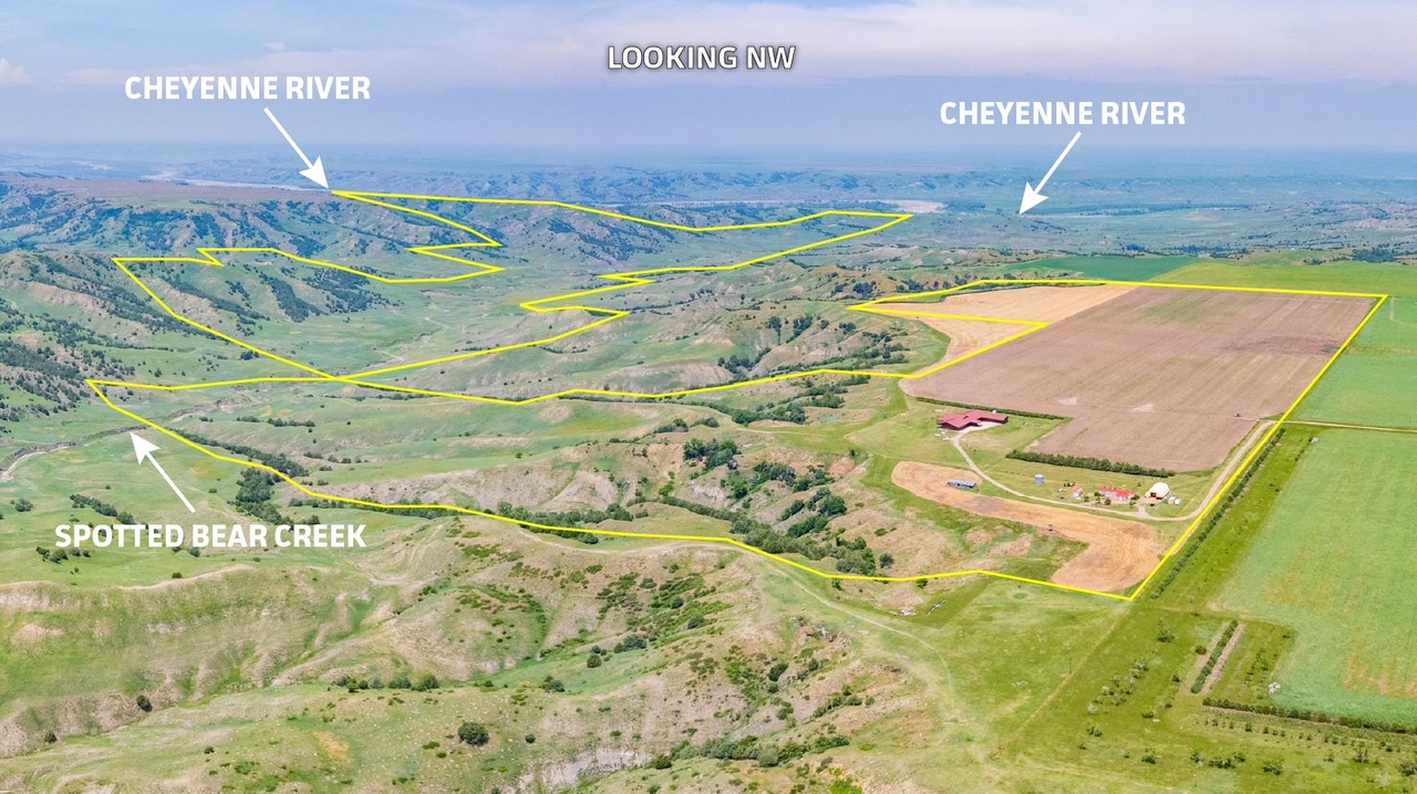 Milesville, South Dakota, 57553, United States, 4 Bedrooms Bedrooms, ,4 BathroomsBathrooms,Residential,Forsale,1962262