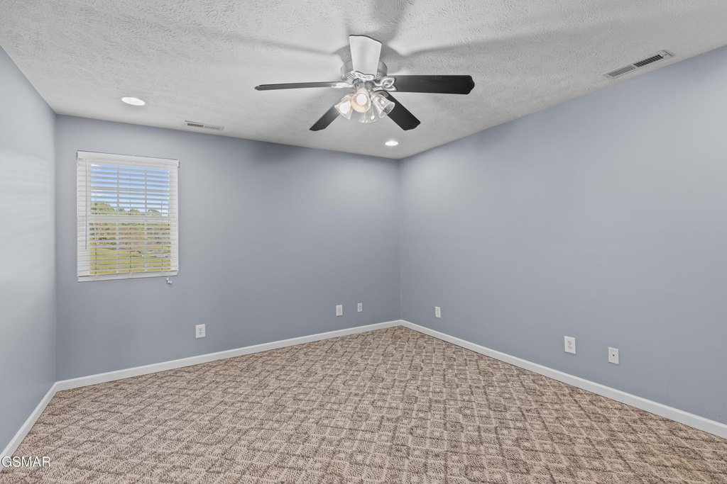 Baneberry, Tennessee, 37890, United States, 3 Bedrooms Bedrooms, ,2.5 BathroomsBathrooms,Residential,Forsale,1999467