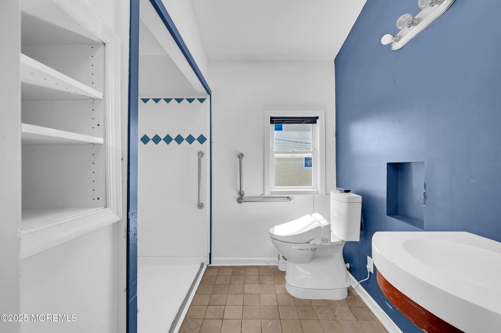 Manasquan, New Jersey, 08736, United States, 2 Bedrooms Bedrooms, ,1 BathroomBathrooms,Residential,Forsale,1984552