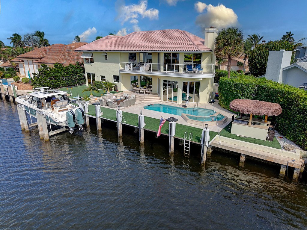 Delray Beach, Florida, 33483, United States, 4 Bedrooms Bedrooms, ,3.5 BathroomsBathrooms,Residential,Forsale,1969898