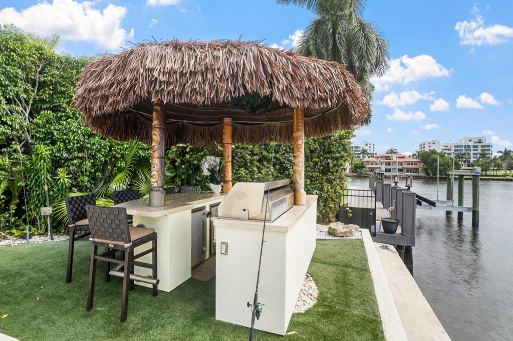 Delray Beach, Florida, 33483, United States, 4 Bedrooms Bedrooms, ,3.5 BathroomsBathrooms,Residential,Forsale,1969898