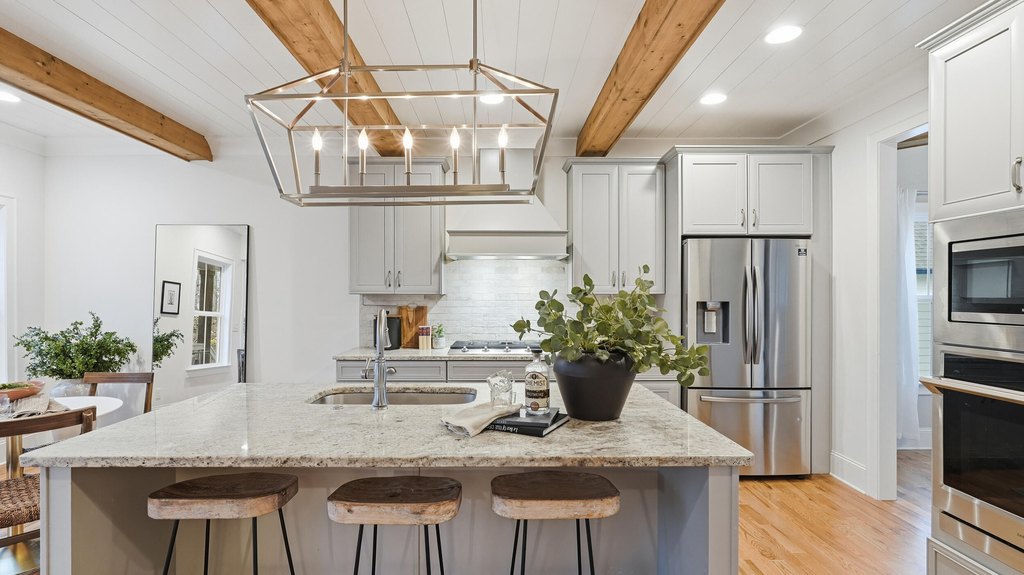 Signal Mountain, Tennessee, 37377, United States, 4 Bedrooms Bedrooms, ,3.5 BathroomsBathrooms,Residential,Forsale,2011259