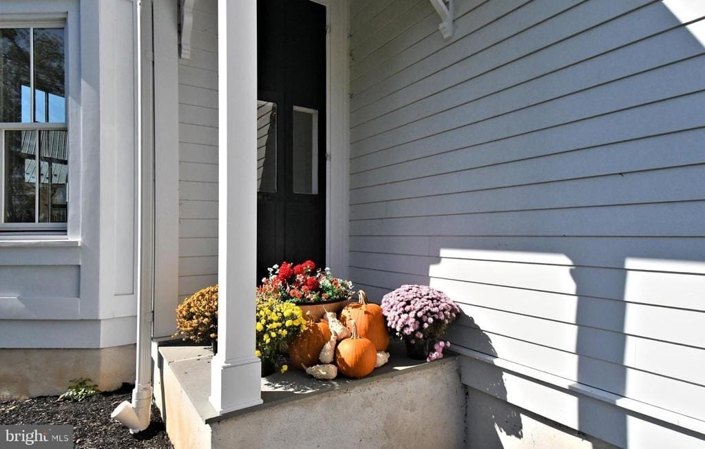 FURLONG, Pennsylvania, 18925, United States, 6 Bedrooms Bedrooms, ,3.5 BathroomsBathrooms,Residential,Forsale,1973387