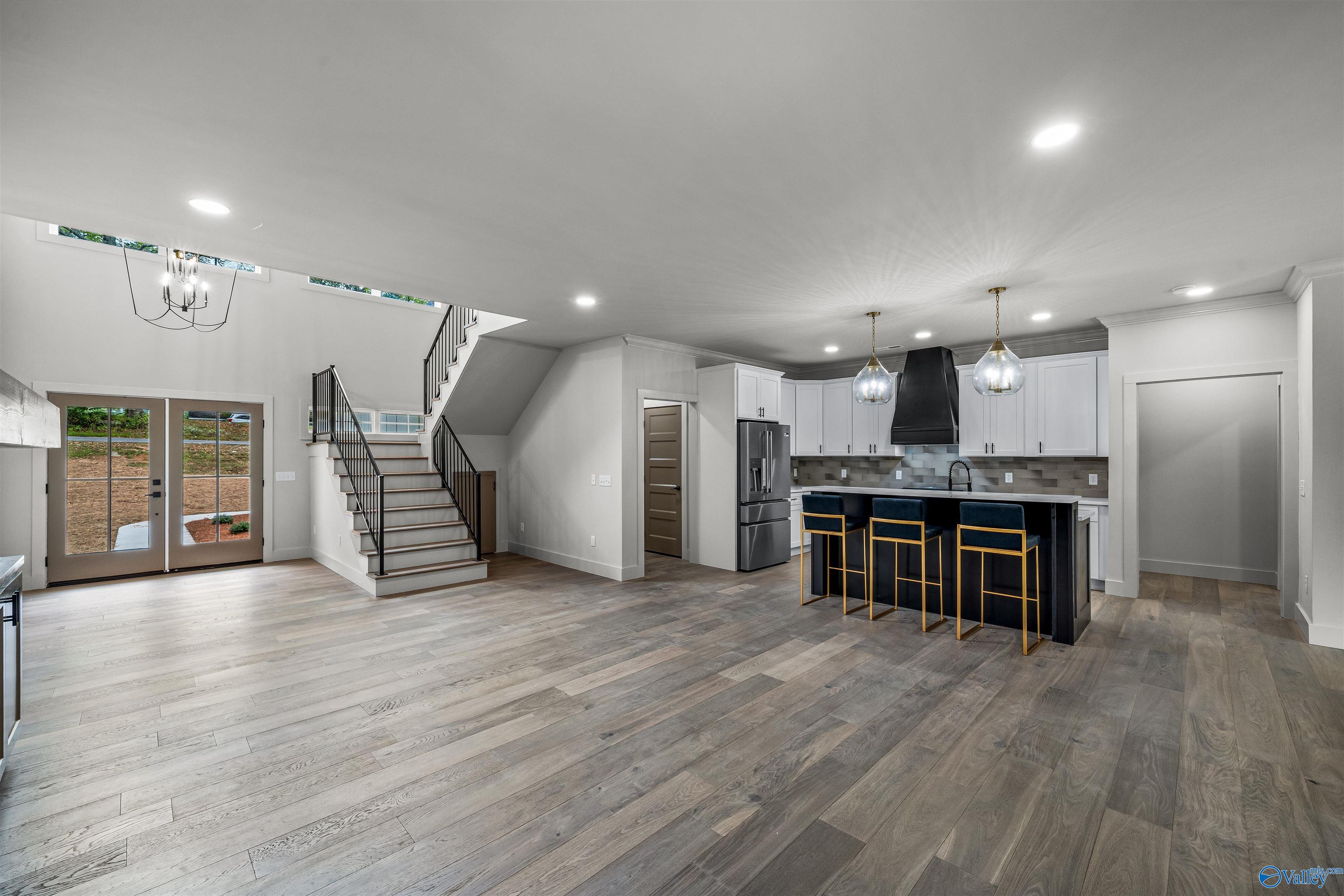 Fort Payne, Alabama, 35967, United States, 4 Bedrooms Bedrooms, ,3.5 BathroomsBathrooms,Residential,Forsale,2007685