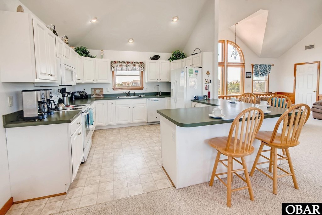 Avon, North Carolina, 27915, United States, 6 Bedrooms Bedrooms, ,5.5 BathroomsBathrooms,Residential,Forsale,2008064