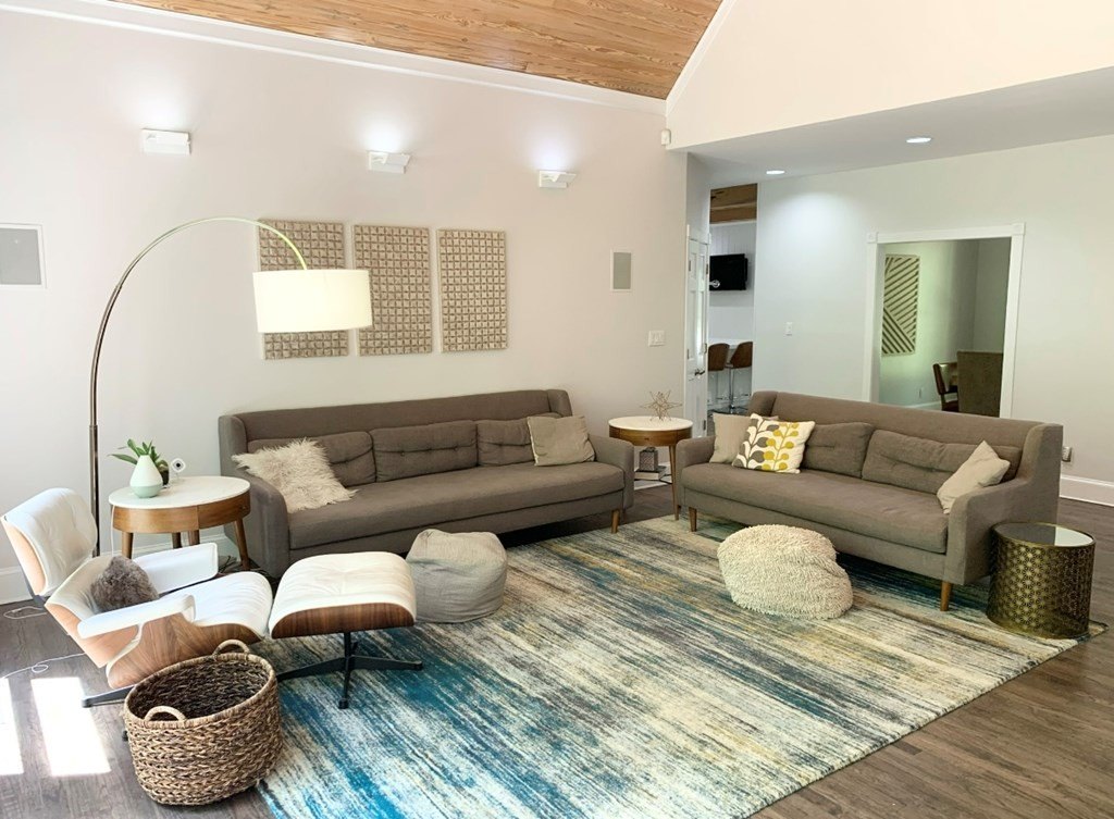 Thomasville, Georgia, 31792, United States, 6 Bedrooms Bedrooms, ,4.5 BathroomsBathrooms,Residential,Forsale,1968315