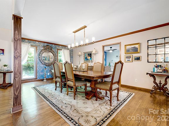 Mills River, North Carolina, 28759, United States, 3 Bedrooms Bedrooms, ,4 BathroomsBathrooms,Residential,Forsale,2004157