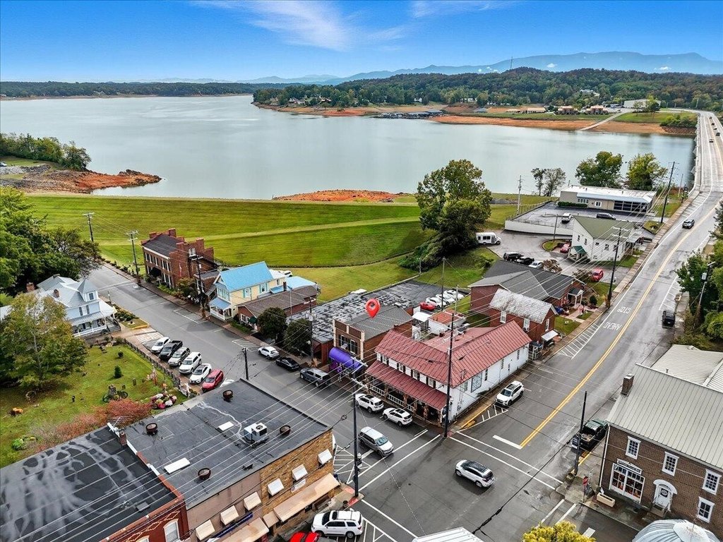 Dandridge, Tennessee, 37725, United States, ,Commercial,Forsale,1988738