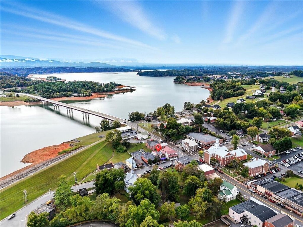 Dandridge, Tennessee, 37725, United States, ,Commercial,Forsale,1988738