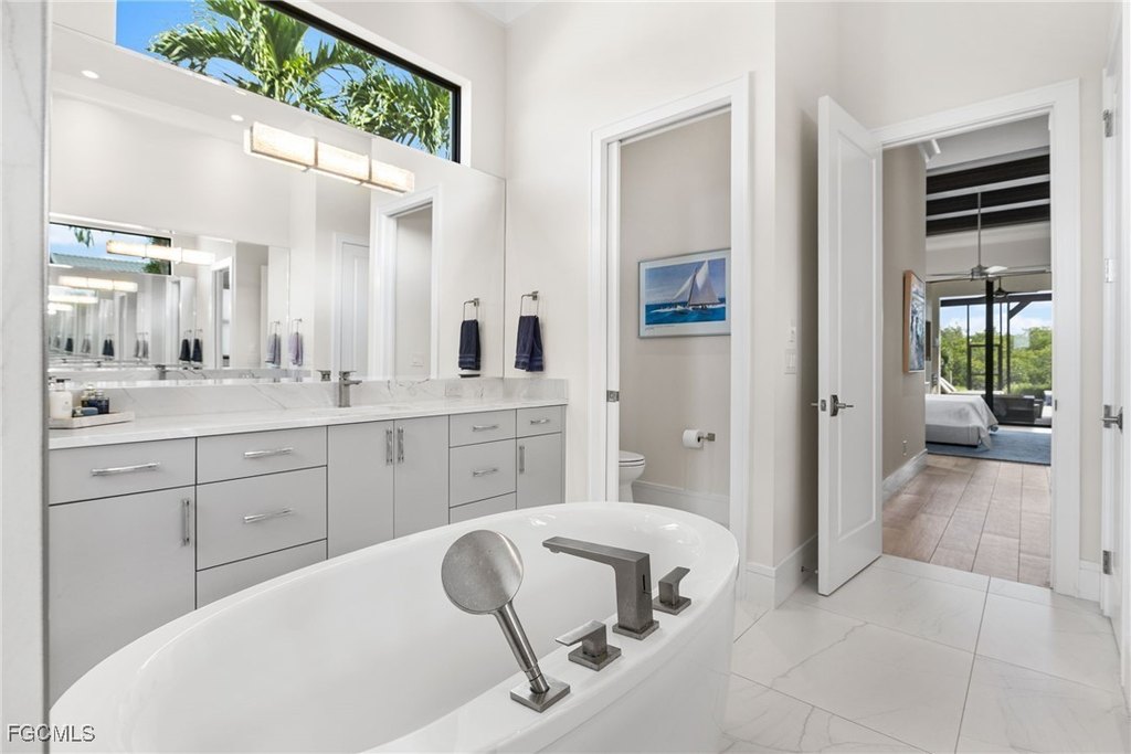 Fort Myers, Florida, 33908, United States, 4 Bedrooms Bedrooms, ,4.5 BathroomsBathrooms,Residential,Forsale,1998611