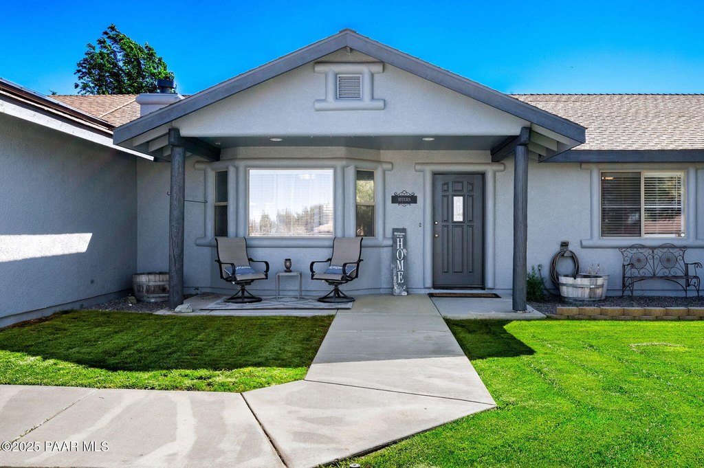 Chino Valley, Arizona, 86323, United States, 5 Bedrooms Bedrooms, ,2 BathroomsBathrooms,Residential,Forsale,1968231