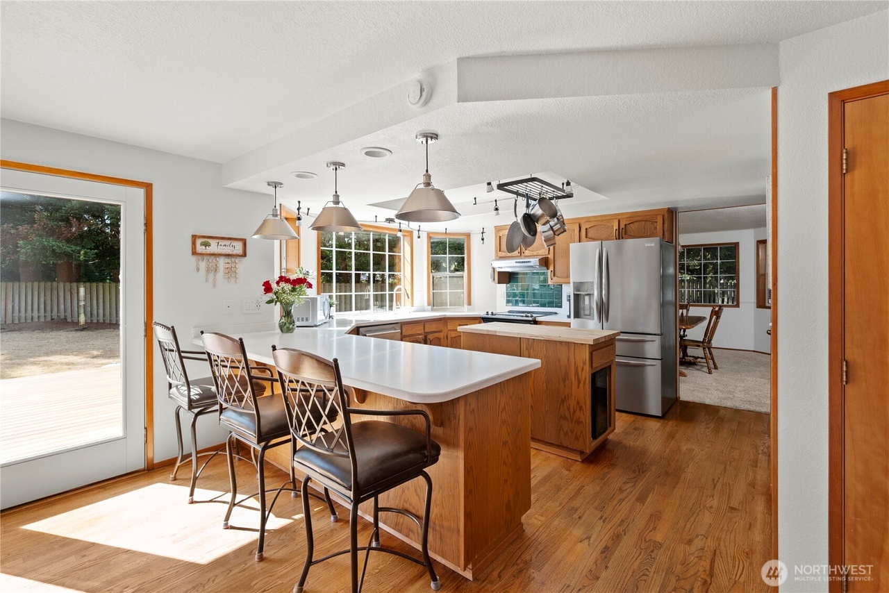 Oak Harbor, Washington, 98277, United States, 4 Bedrooms Bedrooms, ,2 BathroomsBathrooms,Residential,Forsale,1965888