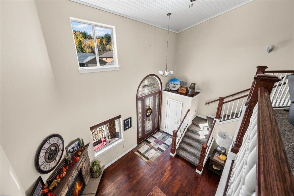 Deadwood, South Dakota, 57732, United States, 4 Bedrooms Bedrooms, ,2.5 BathroomsBathrooms,Residential,Forsale,1990698