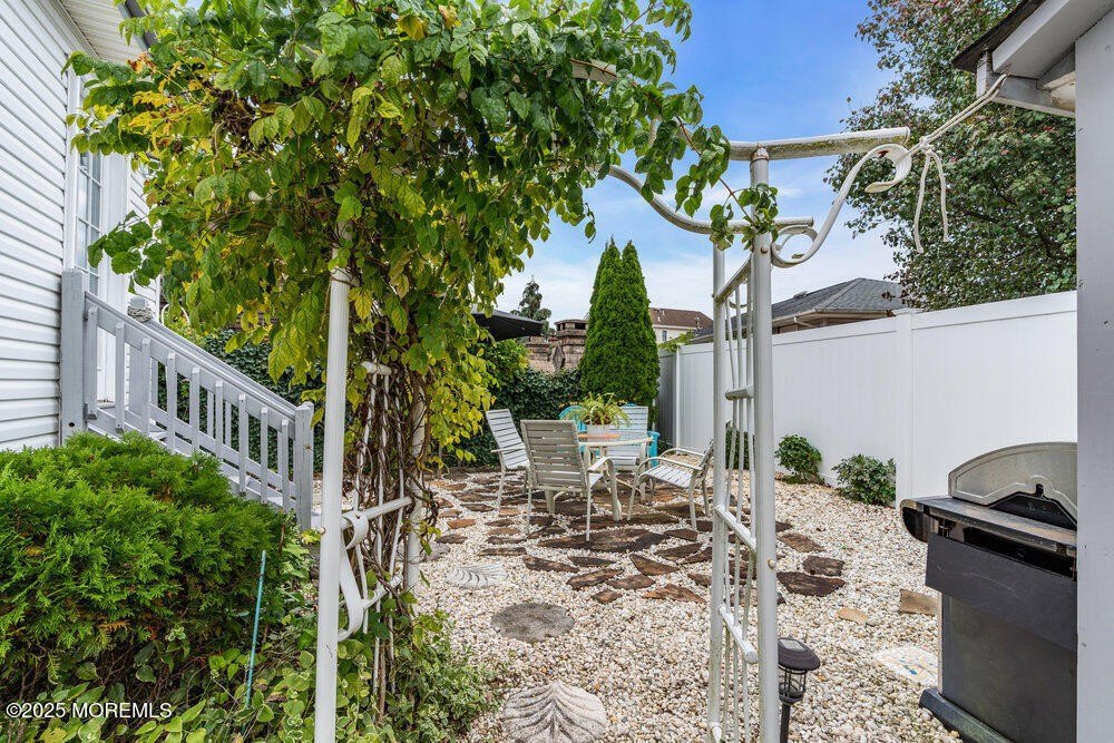 Toms River, New Jersey, 08753, United States, 4 Bedrooms Bedrooms, ,2.5 BathroomsBathrooms,Residential,Forsale,1994020