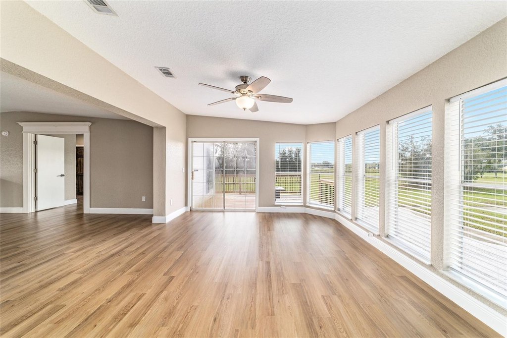 BELLEVIEW, Florida, 34420, United States, 4 Bedrooms Bedrooms, ,3 BathroomsBathrooms,Residential,Forsale,1994121